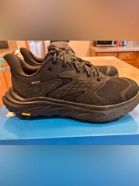NEW! Women’s Hoka Anacapa 2 Low GTX